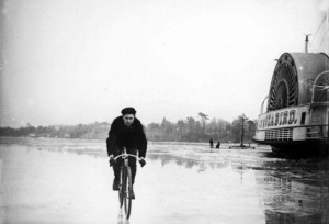 Two River Moment A bicyclist rides on the ice-covered Navesink River past the Seabird Steamboat at Red Bank Dock, what was known as the Steamboat Dock, a precursor to Marine Park. Note the iceboat on the river in this undated photo. Courtesy of Dorn's Classic Images 