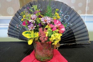 A variety of materials are used for Navesink Garden Club shows, including this fan. --Photo by Michele J. Kuhn