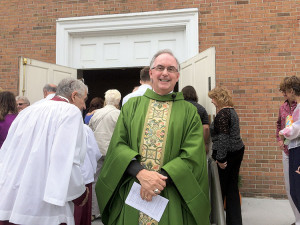 New Christ Episcopal Pastor Building a Flock - Two River Times