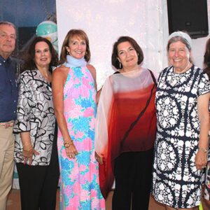 09/15/22, VISITING NURSE ASSOCIATION HEALTH GROUP BOUNCES INTO FALL WITH ‘BEACH BALL’, Louis Urban, Mindy Minerva, Eileen O’Hern Luby, Pam Gubitosi, Kathy Jones, Maria Polansky