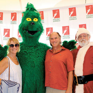 10/06/22, 15TH ANNUAL SUNSET BENEFIT CLAMBAKE RAISED FUNDS FOR HOLIDAY EXPRESS, Trish Pignataro, Don Pignataro, Santa, Grinch