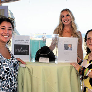 10/06/22, 15TH ANNUAL SUNSET BENEFIT CLAMBAKE RAISED FUNDS FOR HOLIDAY EXPRESS, Marissa Granato, Molly McLoone, Renee Altshul