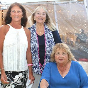 09/28/23, ANNUAL HOLIDAY EXPRESS SUNSET BENEFIT CLAMBAKE CELEBRATES 30TH ANNIVERSARY, Debbie DeFazio, Diane Vallis Schneider, Phyllis Peterson