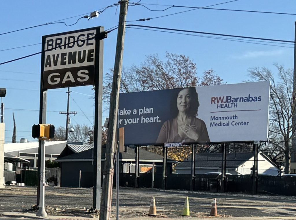 The Red Bank Zoning Board rejected Outfront Media LLC’s plan to install a 27-foot digital billboard at the intersection of Riverside and Bridge avenues, a gateway welcoming southbound drivers into the borough’s historic downtown. Sunayana Prabhu