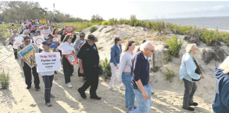 Activists, Officials Renew Opposition to NESE Pipeline at Bayshore Rally