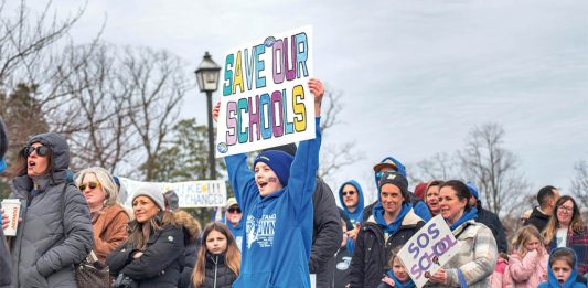 Middletown Parents Hold Protest Against BOE Decision to Close Three Schools