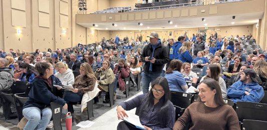 Middletown Parents File Action to Stop School Closures