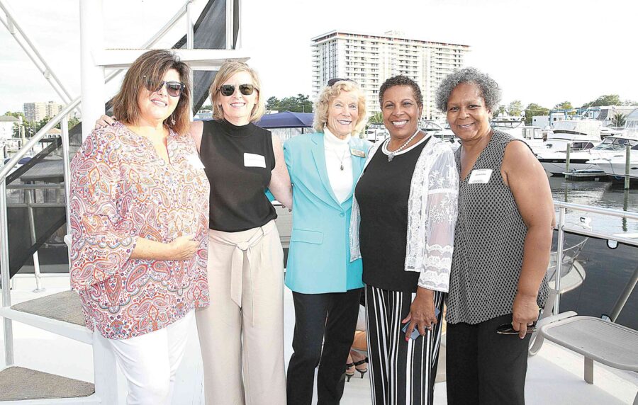 09/12/19, LUNCH BREAK ROLLS OUT CIRCLE OF HOPE INITIATIVE AND KICKS OFF FALL GALA, NJ, Courtesy Equi-Photo/Bill Denver, Josephine Guttadauro, Jill Govel-Gwydir, Trudy Parton, Millie Jeter, Gwen Love