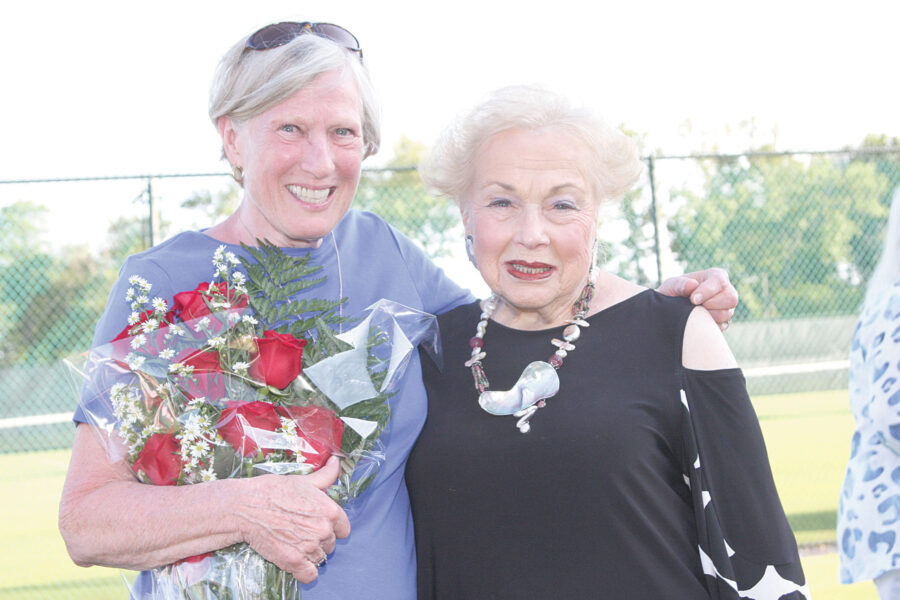 07/25/19, SANDY HOOK FOUNDATION HONORS BETSY BARRETT AT RECENT FUNDRAISER, Seabright Lawn Tennis & Cricket Club, Rumson, NJ, Betsy Barrett, Lillian Burry