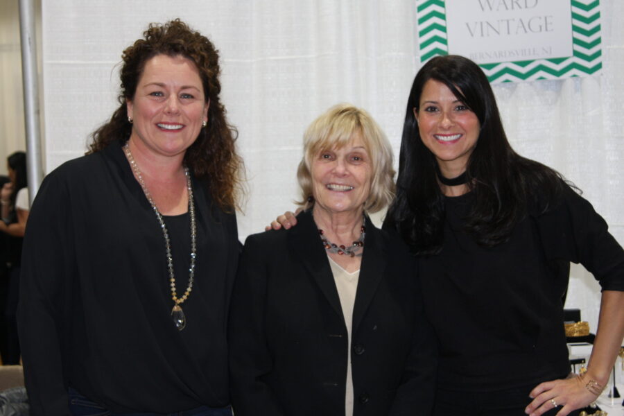 01/25/18, Rumson Country Day School Held Brownstone Boutique Fundraiser, Rumson, NJ, Maryann Baret, Jayne Geiger, Diana Stumberger