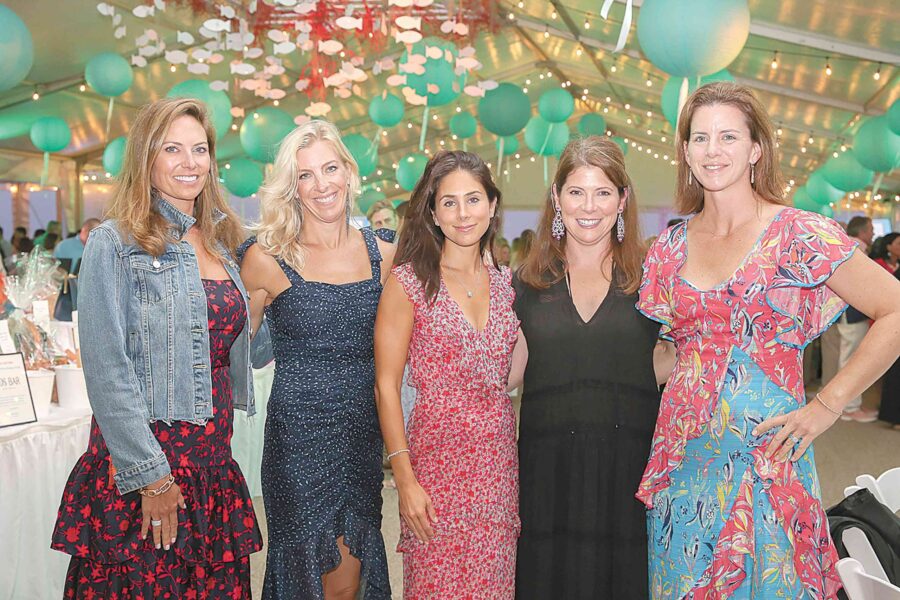 10/17/19, BEACH BALL BENEFITTED VNACJ’S CHILDREN AND FAMILY HEALTH INSTITUTE, Chapel Beach Club, Sea Bright, NJ, Meredith Barber, Suzanne Veninata, Shannon Trudel, Stephanie Hoitt, Caitlin Bovo