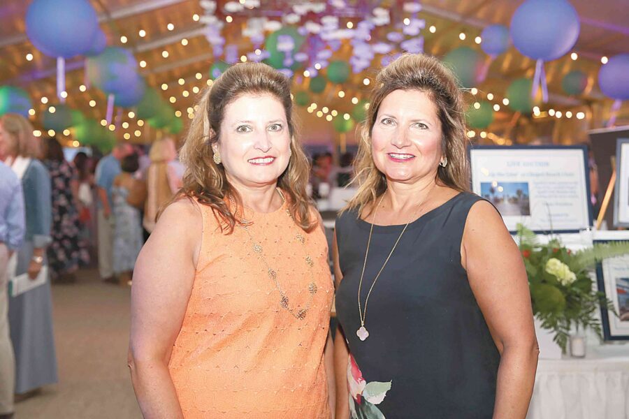 10/17/19, BEACH BALL BENEFITTED VNACJ’S CHILDREN AND FAMILY HEALTH INSTITUTE, Chapel Beach Club, Sea Bright, NJ, Lisa Docs, Debbie Docs
